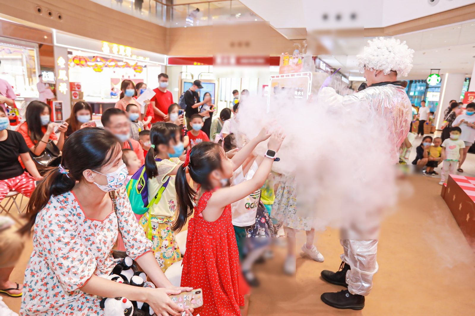 “新城心造,光影荟聚”城光荟17周年主题店庆